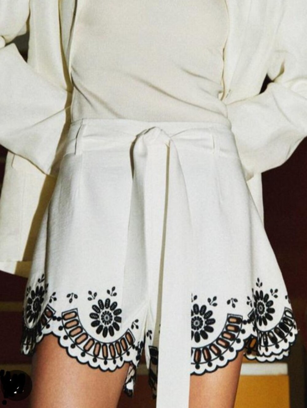 H&M Twill Embroidered Shorts, White + Black, Sz 12 New Missing Belt, Tags